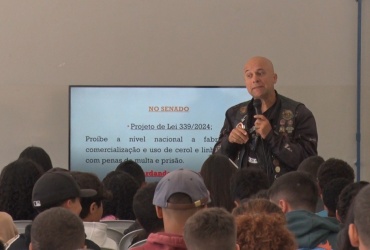Motoclube Machados no Asfalto promove campanha educativa sobre o cerol nas escolas de Pará de Minas