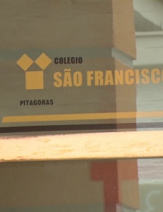 Prédio do antigo colégio técnico São Francisco é alvo de vandalismo e depredação