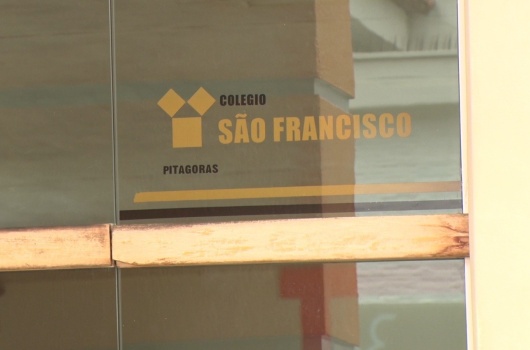 Prédio do antigo colégio técnico São Francisco é alvo de vandalismo e depredação