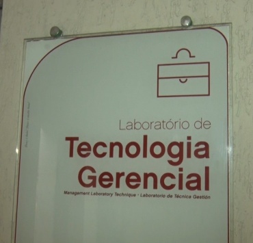 FAPAM oferece curso gratuito de informática para jovens