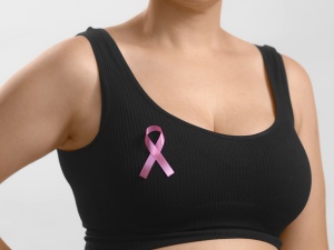 Saúde da Mulher: Médica Alice Hoffmann orienta sobre exames necessários na prevenção ao câncer de mama