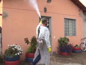 Prefeitura de Pará de Minas aposta no fumacê como mais uma ferramenta de combate ao Aedes aegypti