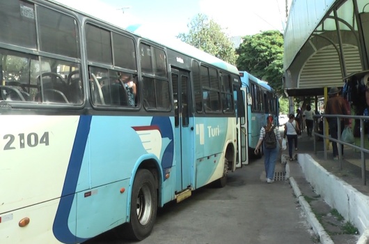 TVI Comunidade: Cidadã reclama de elevador danificado em ônibus do transporte coletivo de Pará de Minas
