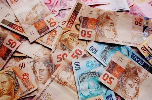 Banco Central define limite para tarifas entre registradoras de recebíveis de cartões