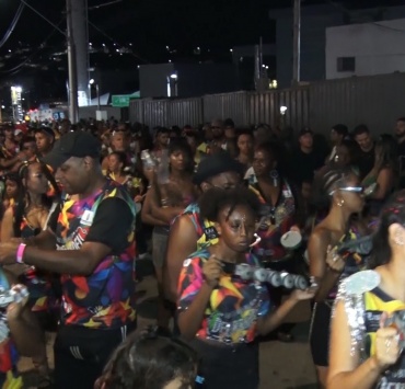 Carnaval de Itaúna atrai foliões do Centro-Oeste e anima o fim de semana na região
