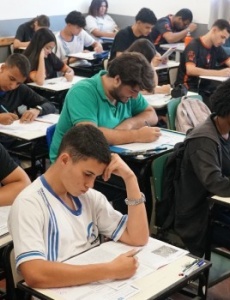 Prazo para inscrições no Enem 2025 é prorrogado até sexta-feira (13)