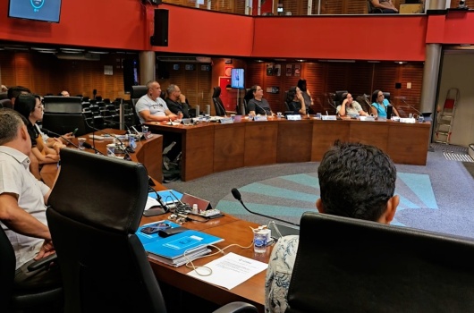 Após semana tensa, reunião da Câmara traz clima tranquilo e aprovação de projetos