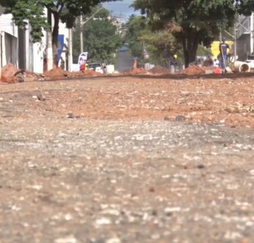 Moradores continuam reclamando de demora na avenida principal do bairro Providência
