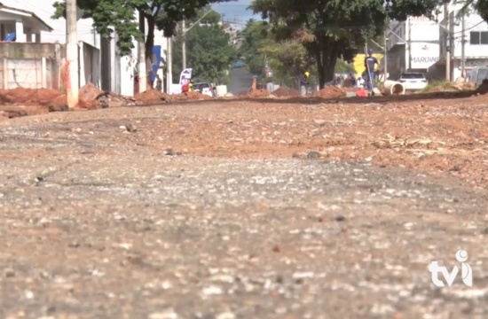 Moradores continuam reclamando de demora na avenida principal do bairro Providência