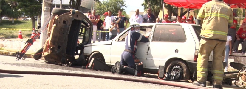 Corpo de Bombeiros de Pará de Minas promove simulado de resgate como parte da conscientização do “Maio Amarelo”