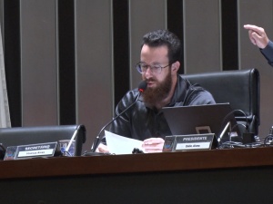 Vereador Vinícius Alves se manifesta a respeito do assunto da cassação do mandato de Márcia Marzagão