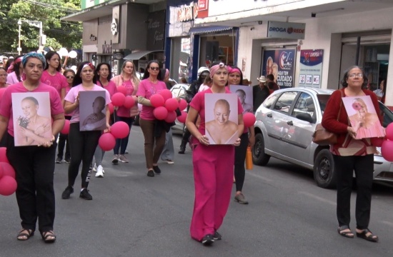 Caminhada “Outubro Rosa” alerta sobre prevenção ao câncer de mama