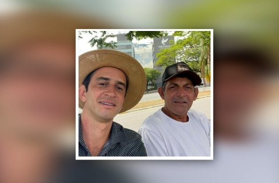 Cantor é agredido com canivete durante cavalgada em Carneiros