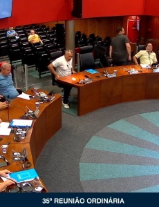 Última reunião dos vereadores traz projetos importantes aprovados como licença-maternidade para vereadoras