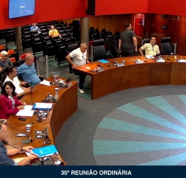 Última reunião dos vereadores traz projetos importantes aprovados como licença-maternidade para vereadoras