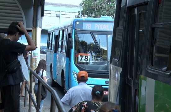 Reajuste na passagem de transporte coletivo não agrada usuários do serviço