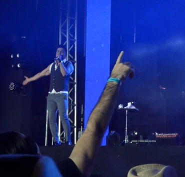 Acompanhe entrevista exclusiva de Zezé di Camargo à TVI