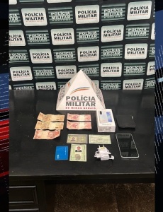 Homem é preso após furtar objetos em veículos em Pará de Minas