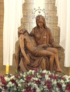 Paróquia de Nossa Senhora da Piedade tem dia especial em honra à padroeira de Pará de Minas