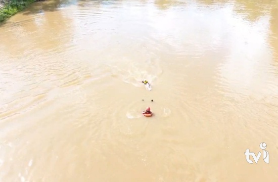Bombeiros de Pará de Minas realizam simulado de salvamento em preparação para o período chuvoso