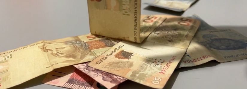 Economista ensina como poupar dinheiro em tempo de dificuldades financeiras