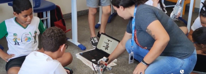 Projeto de incentivo à robótica chega às escolas de Pará de Minas