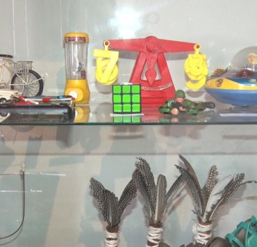Exposição de brinquedos antigos no Museu Histórico encanta crianças