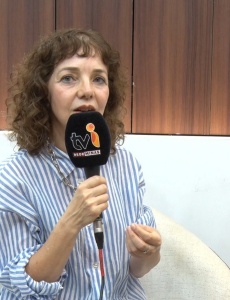 Entrevista de estúdio: Psicóloga Raquel Marinho orienta como pais e familiares podem lidar com os desafios da adolescência